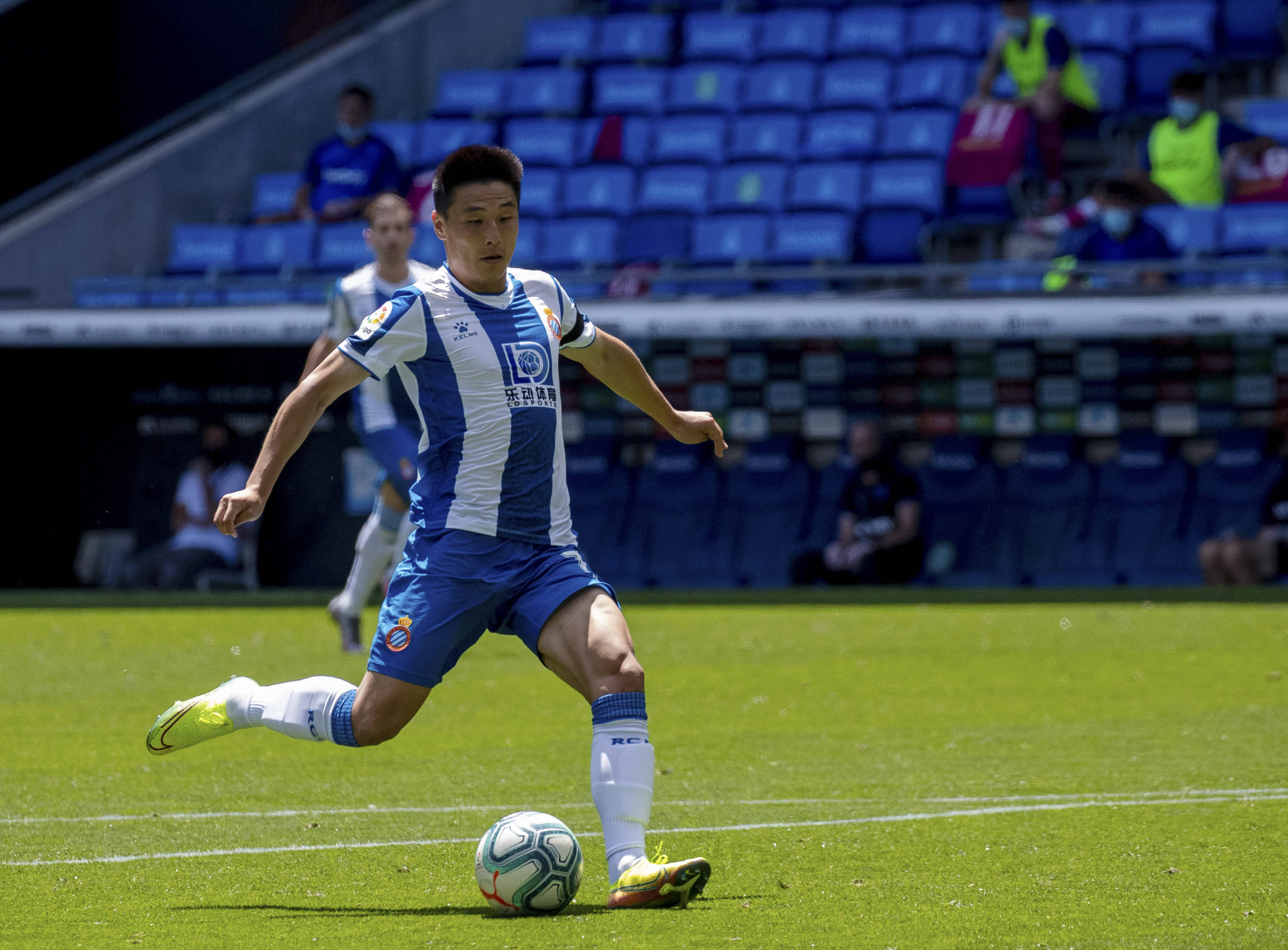 穆古鲁扎在西班牙队比赛中出色发挥,出色发挥引发热议!气势如虹延续 穆古鲁扎在西班牙队比赛中出色发挥,出色发挥引发热议!气势如虹延续