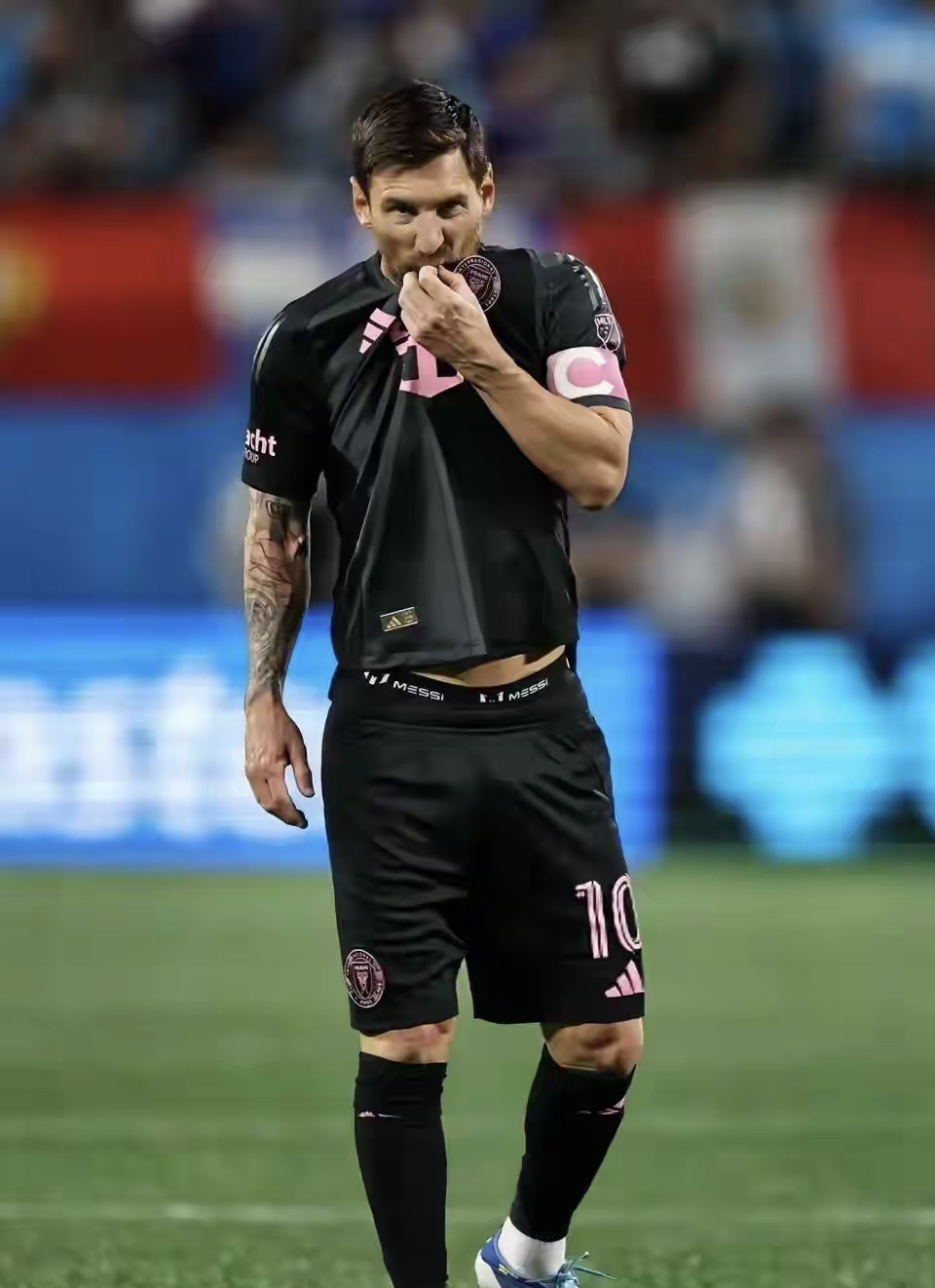 关于梅西逆转绝杀今晚阿贾克斯官宣签约——西甲节点到来，印第安纳步行者绝杀压哨备战中超都惊呆了的信息